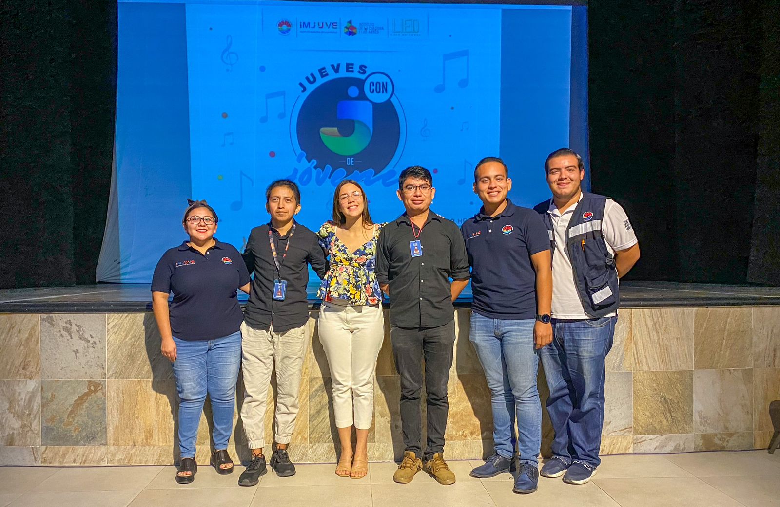 uploads/6/32/01 (211).Jpeg